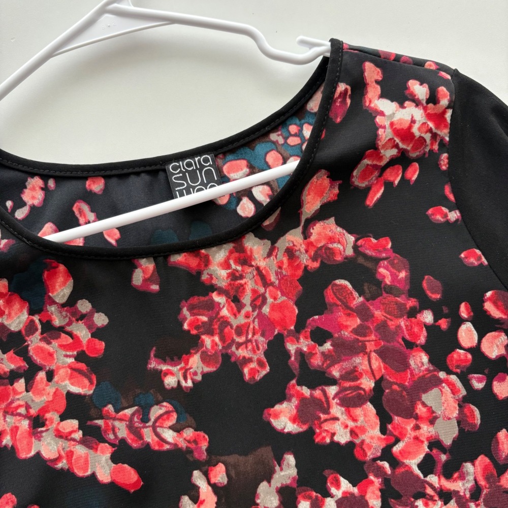 Clara Sunwoo Floral Sharkbite Hem Tunic Top Black Red‎ 3/4 Sleeve Womens l